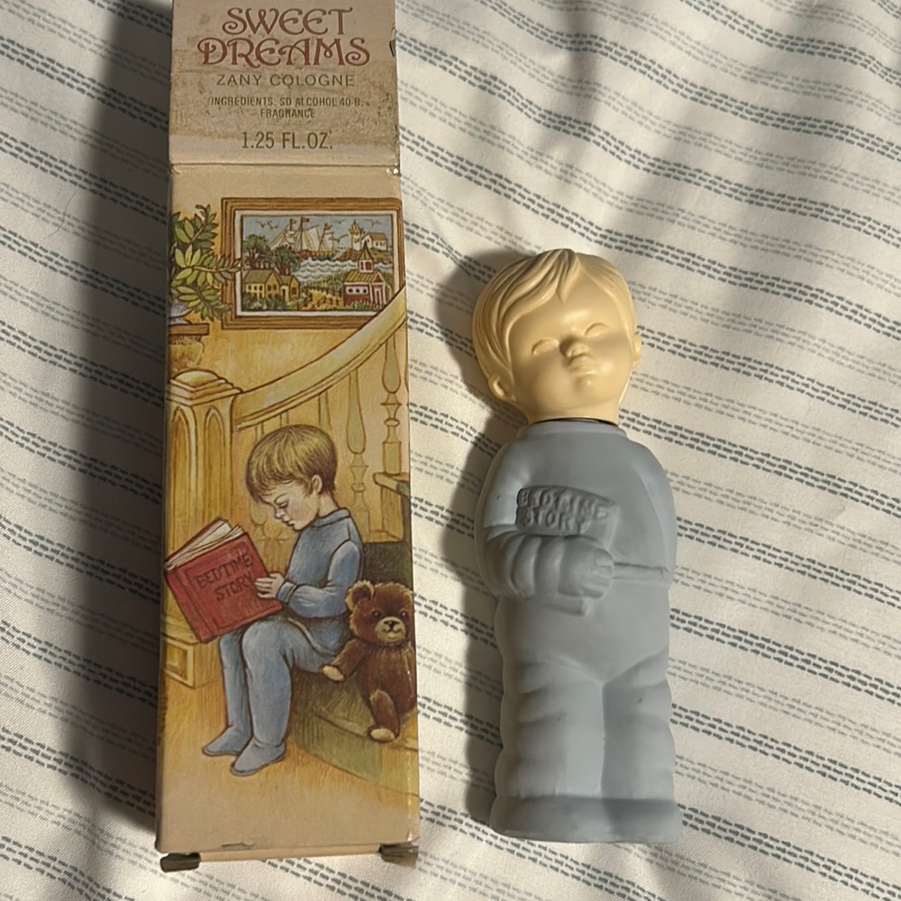 Vintage Avon "Sweet Dreams" Collectible Fragrance Bottle